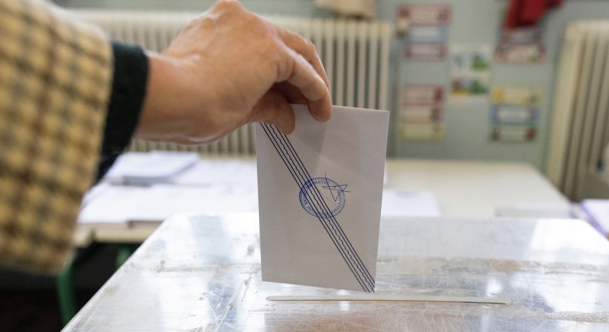 Вотът ще се проведе на 13 октомври.