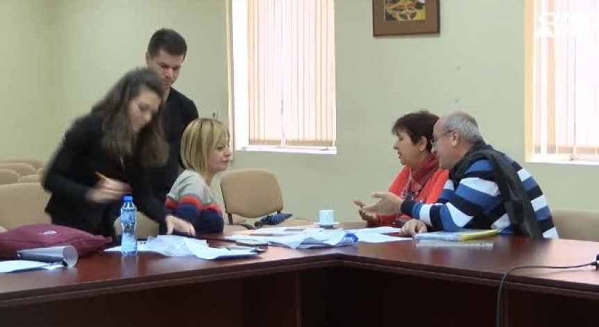 Притеснително: Всеки десети учител в Хасково - с временен договор