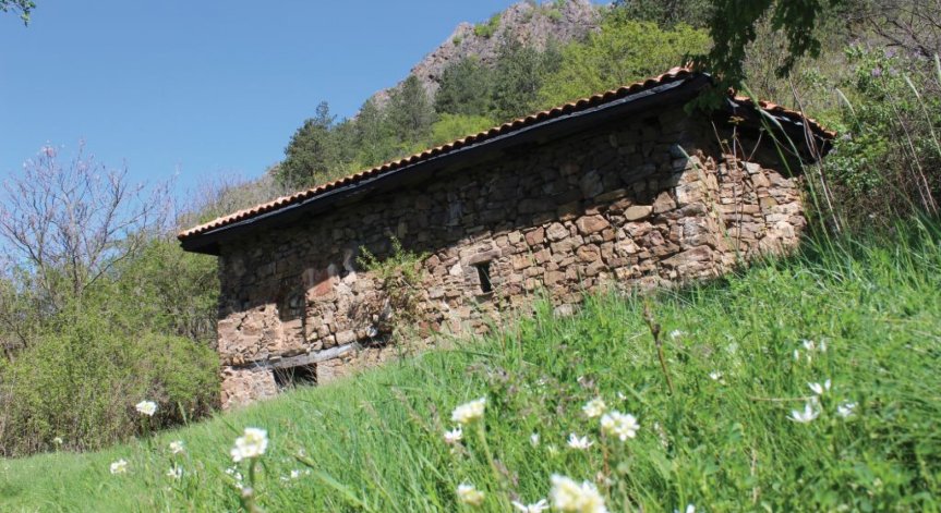 Угасващи съкровища: Другото лице на Калотина