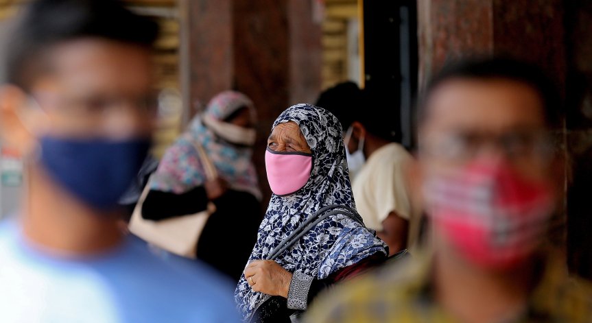 Проучване: Ластиците на маските предизвикват алергии