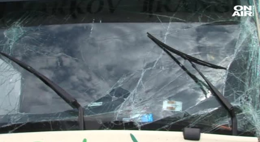 Нова кръв напои асфалта - тежка катастрофа във Видинско