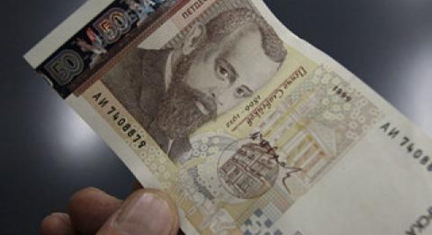 Еднократна помощ от 50 лева за жените с майчинство от 240 лева (видео)