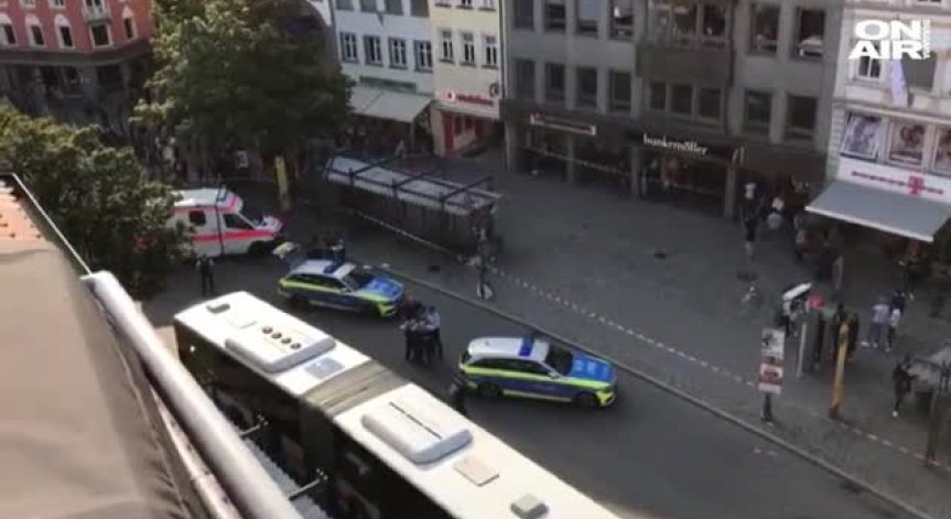 Мъж нападна с нож и рани трима души в германския Равенсбург