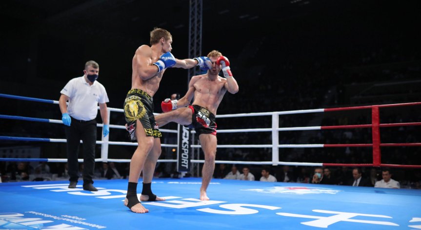 Артьом Пашпорин изнесе лекция на ринга на SENSHI 10