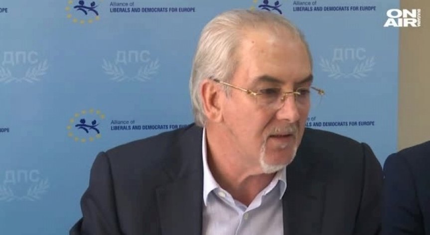 Местан прогнозира предсрочни избори, ако не изберат Кунева