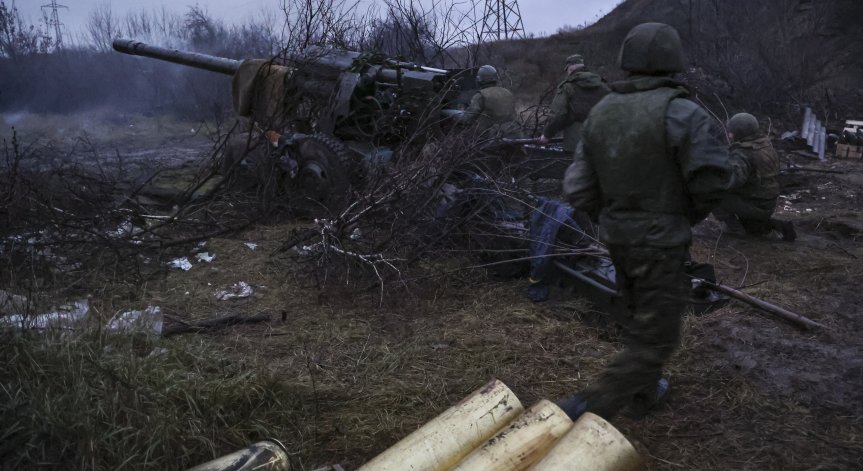 Мощна руска атака към Авдеевка, Украйна напада с дронове Крим