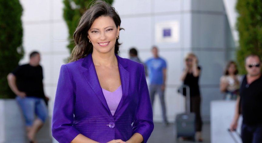 Всеки трябва да е информиран къде сме в ЕС: Милена Милотинова