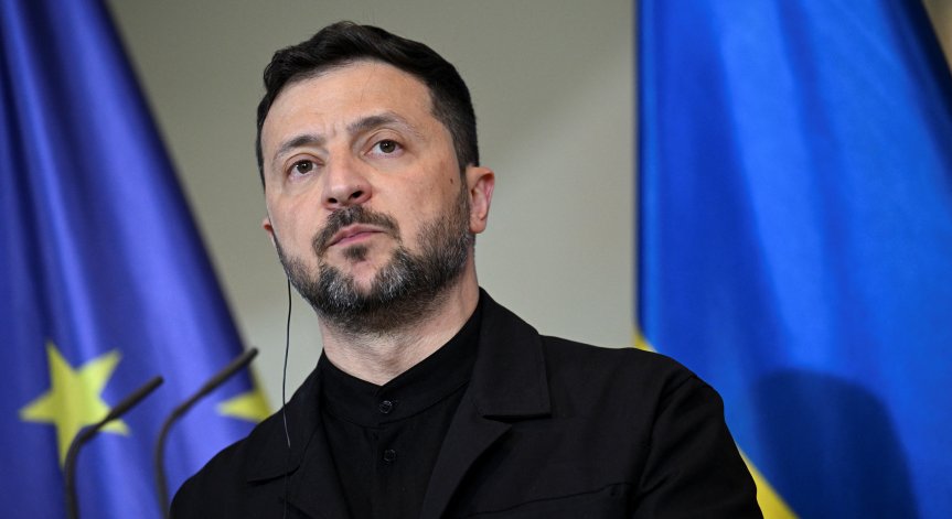 Зеленски внимава с думите към Тръмп.