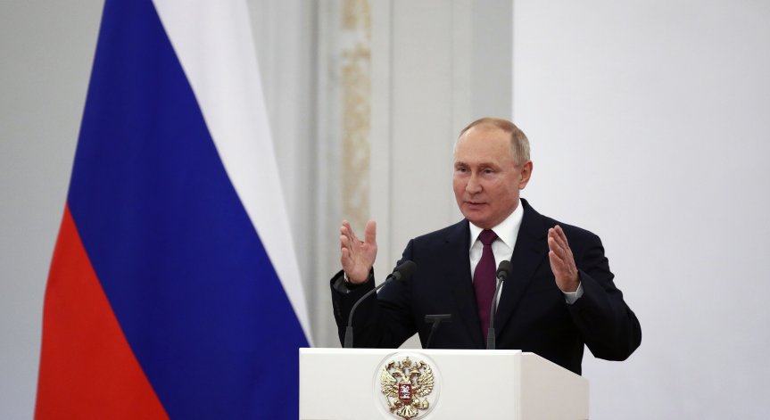 Задължителна ваксинация? Путин въведе неработна седмица заради Ковид-19
