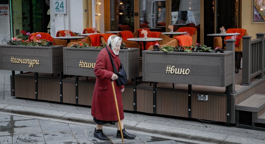 Руските заведения са в колапс: Стотици затварят врати, наемите са много по-високи
