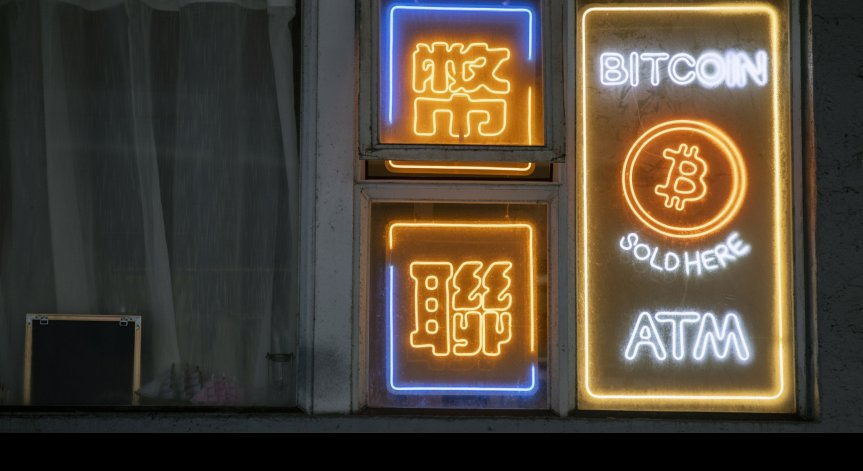 Заобикаля ли Русия наложените санкции чрез криптовалутната борса?