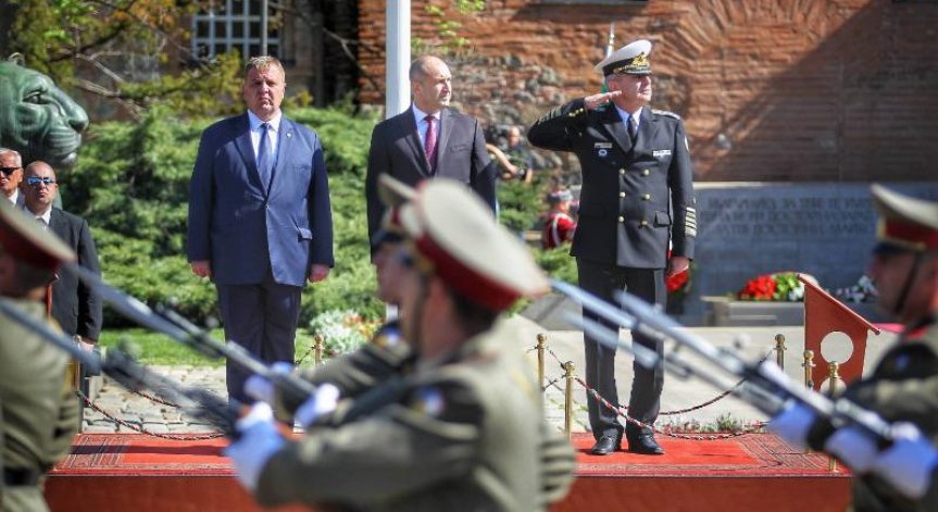 Каракачанов: 30 г. гласуваме на принципа 