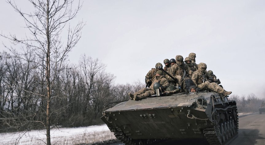 Украинските войски се изтеглят от Бахмут? Зеленски: Битката за Донбас е болезнена
