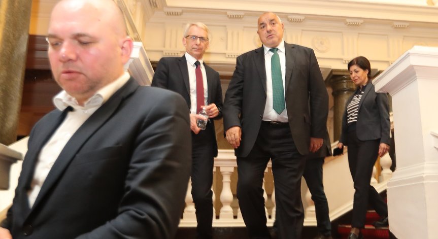 ГЕРБ-СДС и ПП-ДБ продължават преговорите за управленска програма