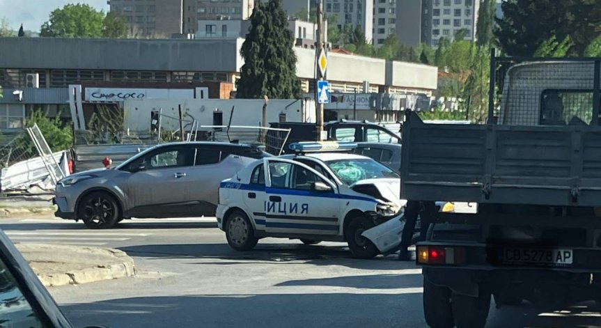 Катастрофата е станала около 18 часа.