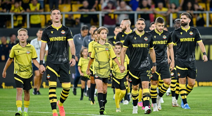 Илиян Филипов недоволства след глобите на БФС.