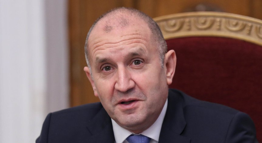 Президентът подчерта, че конфликтът  не може да бъде разрешен с военни средства.