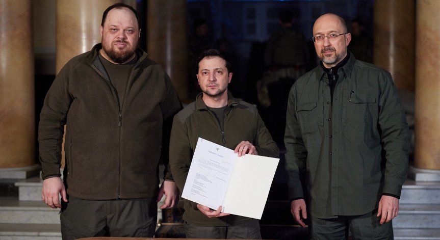 Зеленски подписа заявката на Украйна за членство в ЕС (+ДОКУМЕНТ)