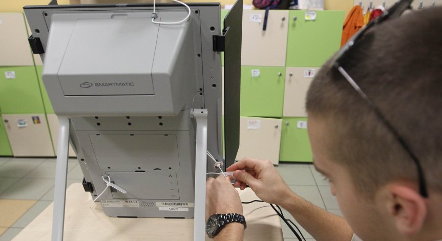 От ГЕРБ изразиха съмнения, че машините за гласуване са манипулирани