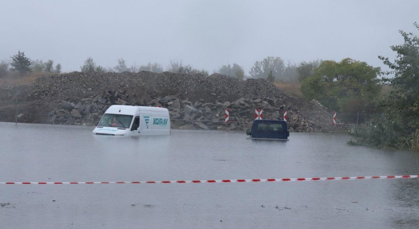 Реки се доближават до критичната си точка заради валежите