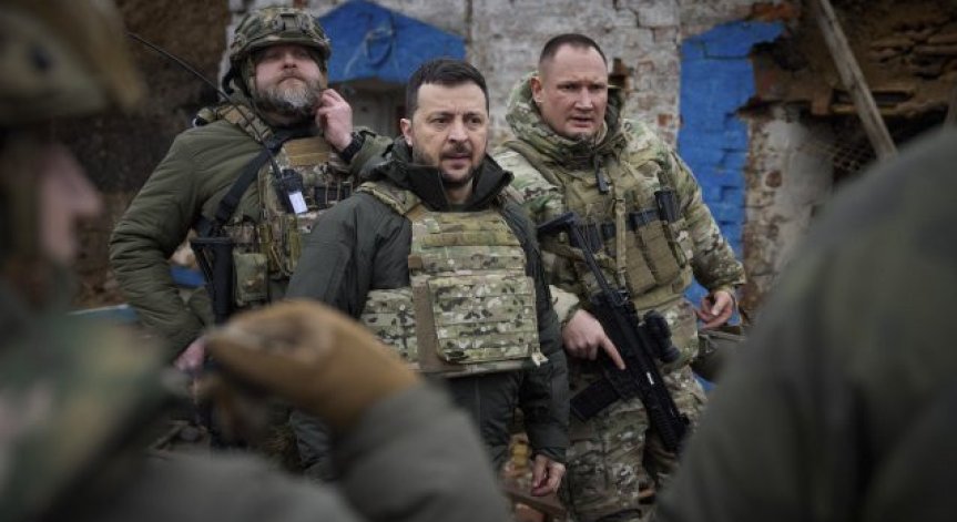 Призовавам ви да подкрепите решението да поканим Украйна, каза външният министър на страната.