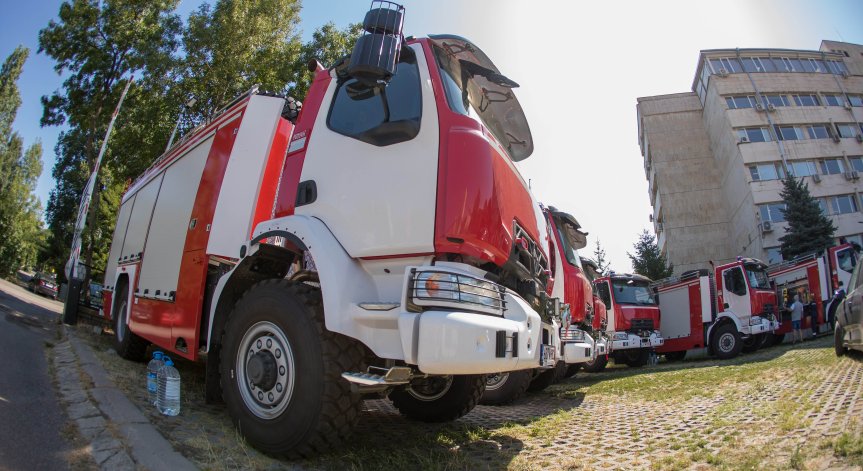 Мъж е загинал при пожара в Перник тази сутрин