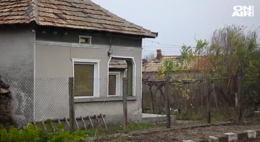 Бабата на петте деца от Кардам става техен настойник