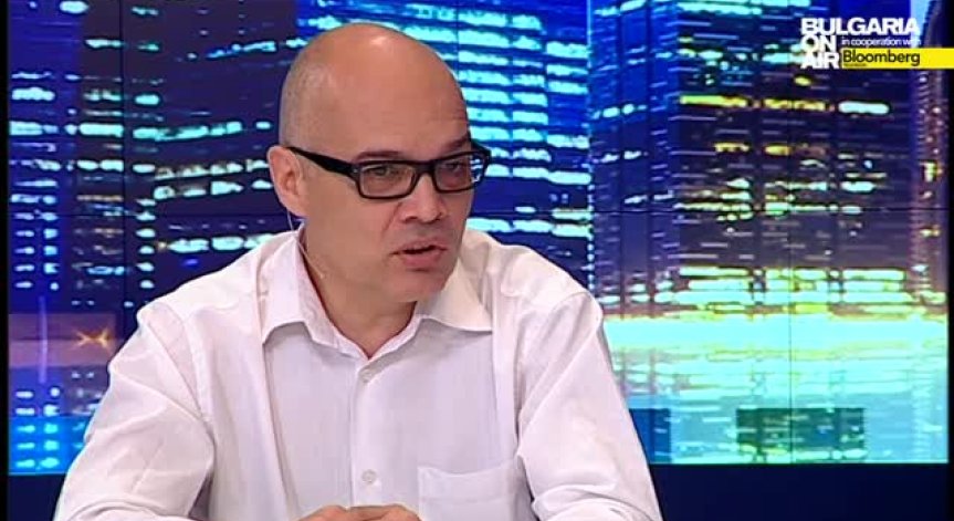 Безлов: Надявам се да не е планирано служебният кабинет да остане с вързани ръце