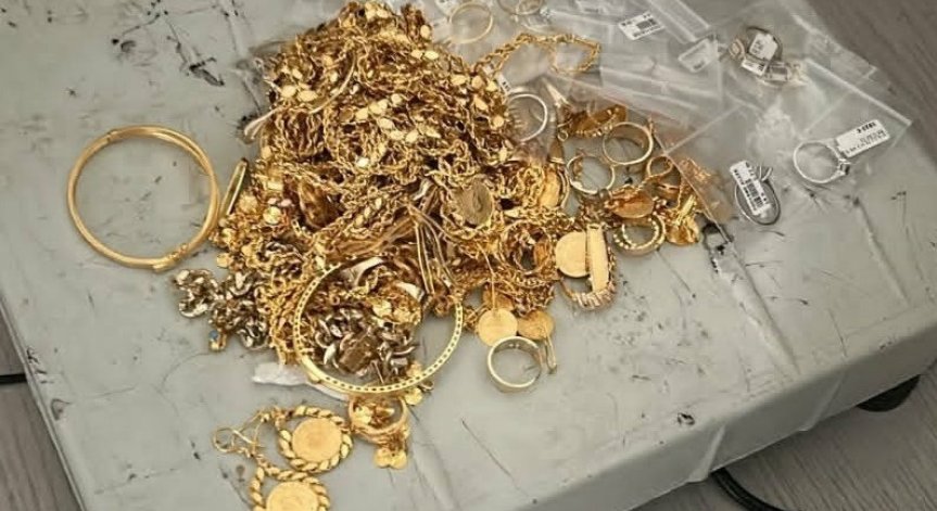 Митничари хванаха над 600 гр злато за повече от 88 хил. евро