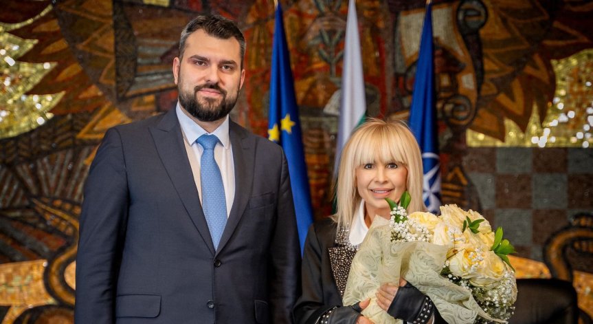Лили Иванова получи 