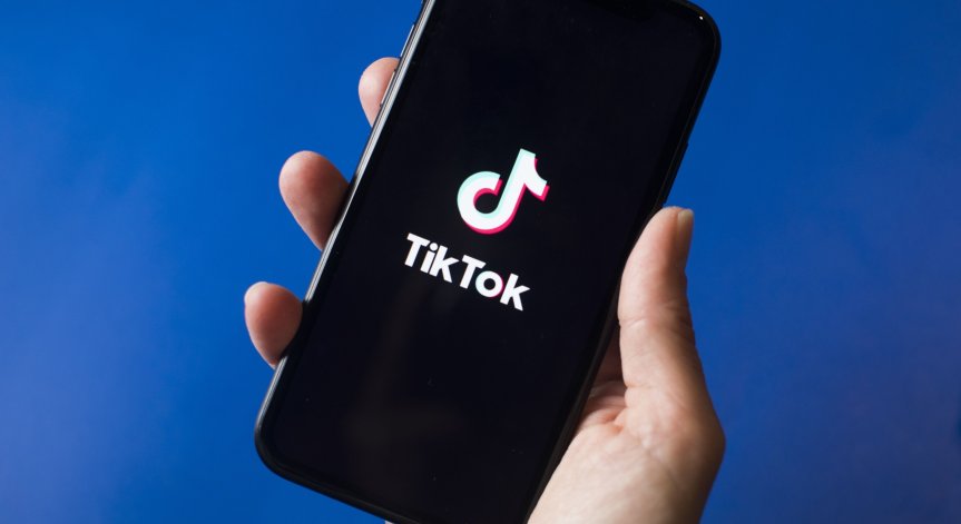 Тръмп срещу TikTok: Приложение в центъра на борба за технологично надмощие