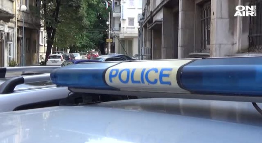 Продължават следствените действия след ареста на пътни полицаи в Габрово