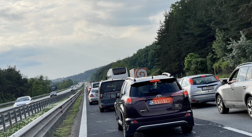 АПИ с мерки срещу интензивния трафик, въвежда промени по АМ 