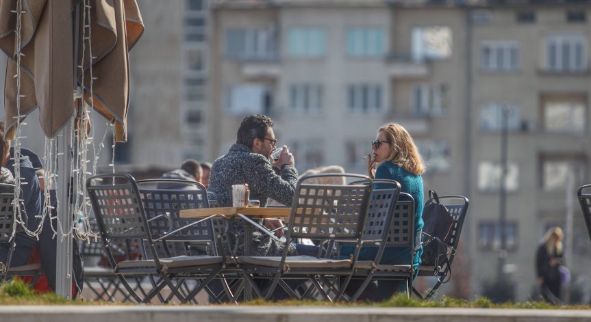 За да държат ниски цени, ресторантите пазаруват евтина храна