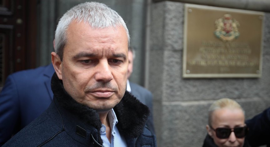 Костадинов: Кабинетът е предателски, целта е да се превърнем във втора Украйна