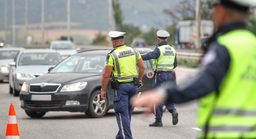 Съставени са 2356  фиша и 917 акта.