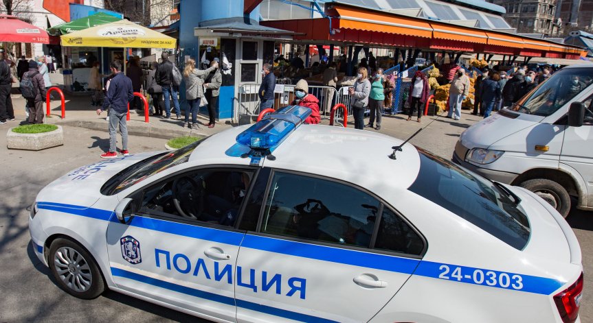 Мъж преби майка на две деца на пазара 