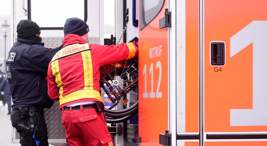 Петима души загинаха в автобусна катастрофа край Лайпциг