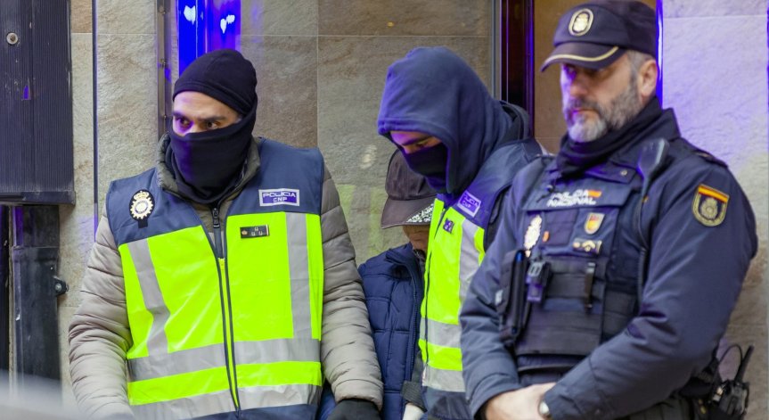Огромен удар срещу наркомафията в Испания, иззеха тонове наркотици