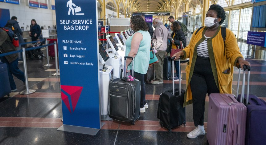 По-високи цени на билетите: Авиокомпаниите гонят нетна печалба от $30 млрд.