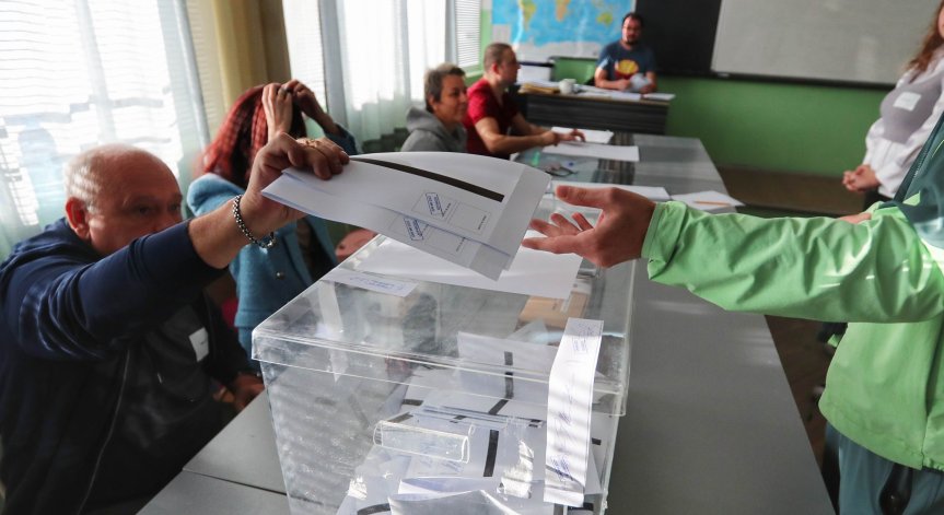 ЦИК с важно уточнение за невалидните хартиени бюлетини