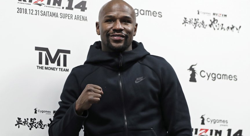 Пропадна исторически боксов двубой на Флойд Мейуедър