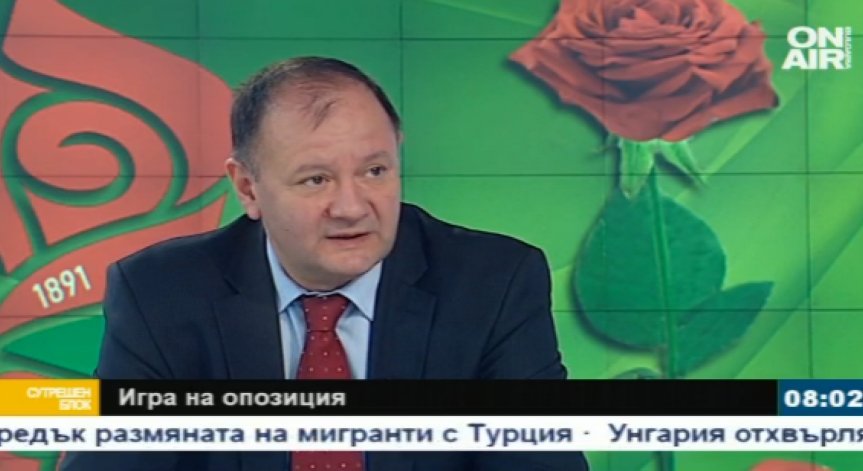 Новото ляво обслужва дясното, отсече Михаил Миков