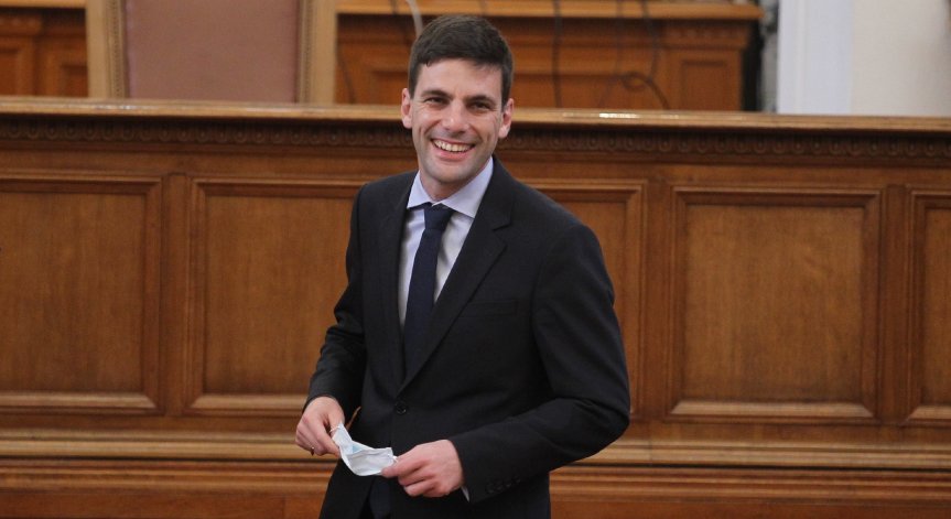 Никола Минчев: 24 часа преди КСНС тестът ми за Ковид-19 беше отрицателен