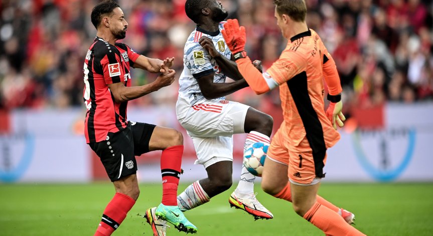 Без интрига: 