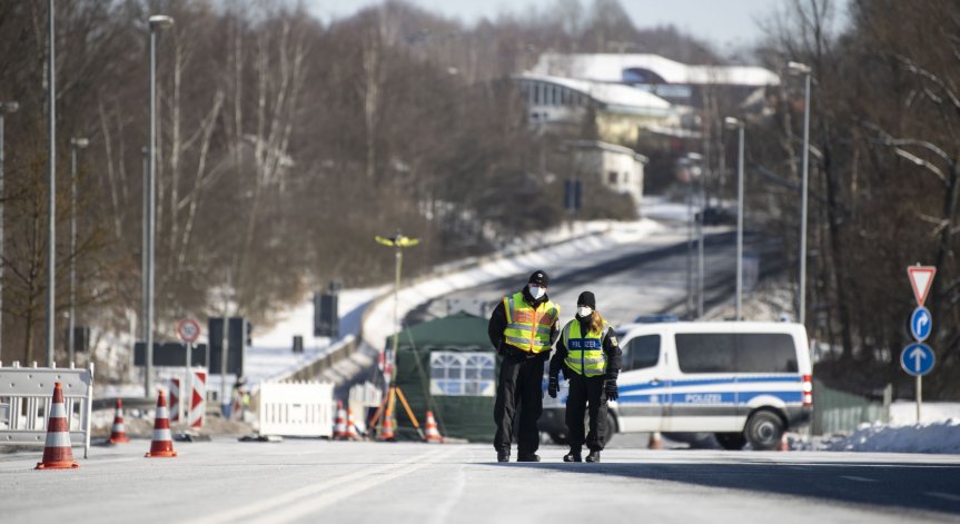 Строг контрол по германските граници, върнаха 5000 души