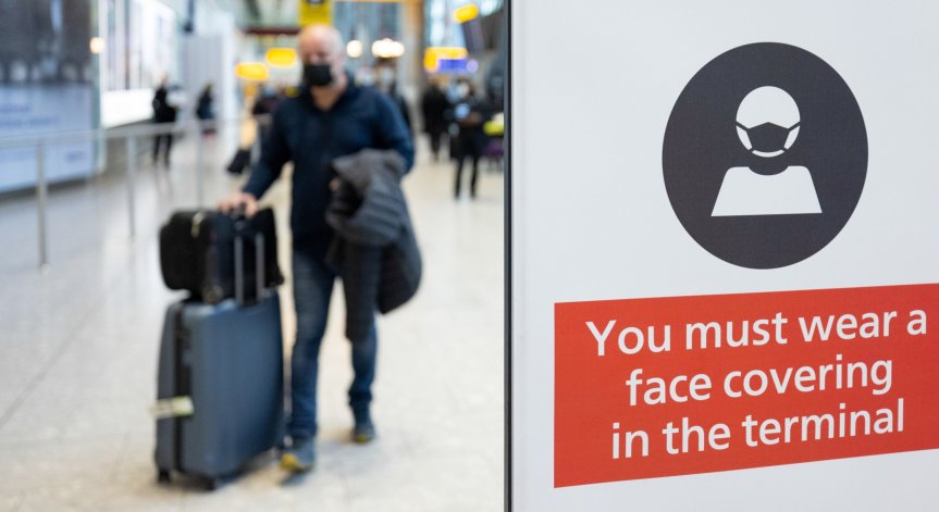 И ваксинираните българи, пътуващи за Великобритания, задължително с отрицателен тест