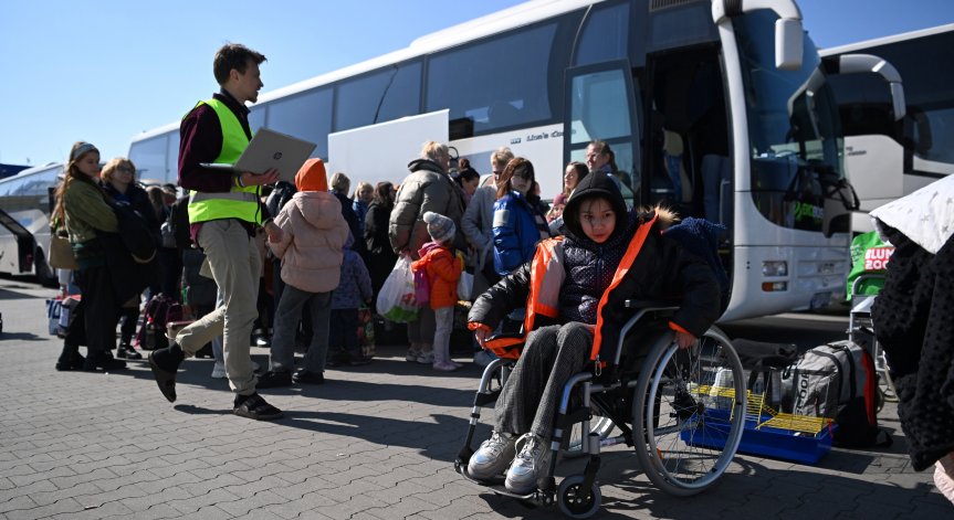 Москва извежда насилствено мирни граждани в Русия, за да принуди Киев да се предаде