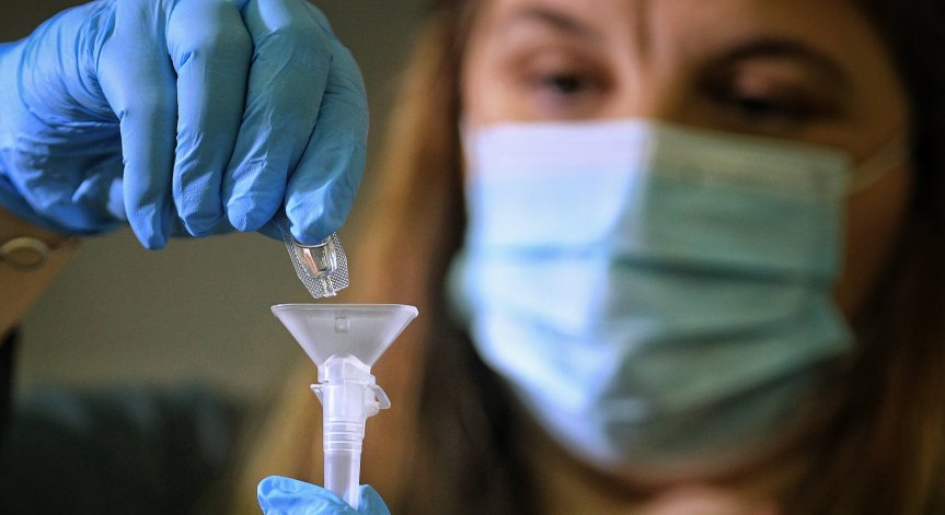 За 24 часа: 654 са новозаразените с коронавирус, трима души са починали (ОБНОВЕНА)