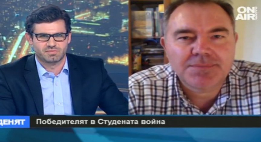 Икономист: СССР щеше постепенно да рухне с или без Рейган